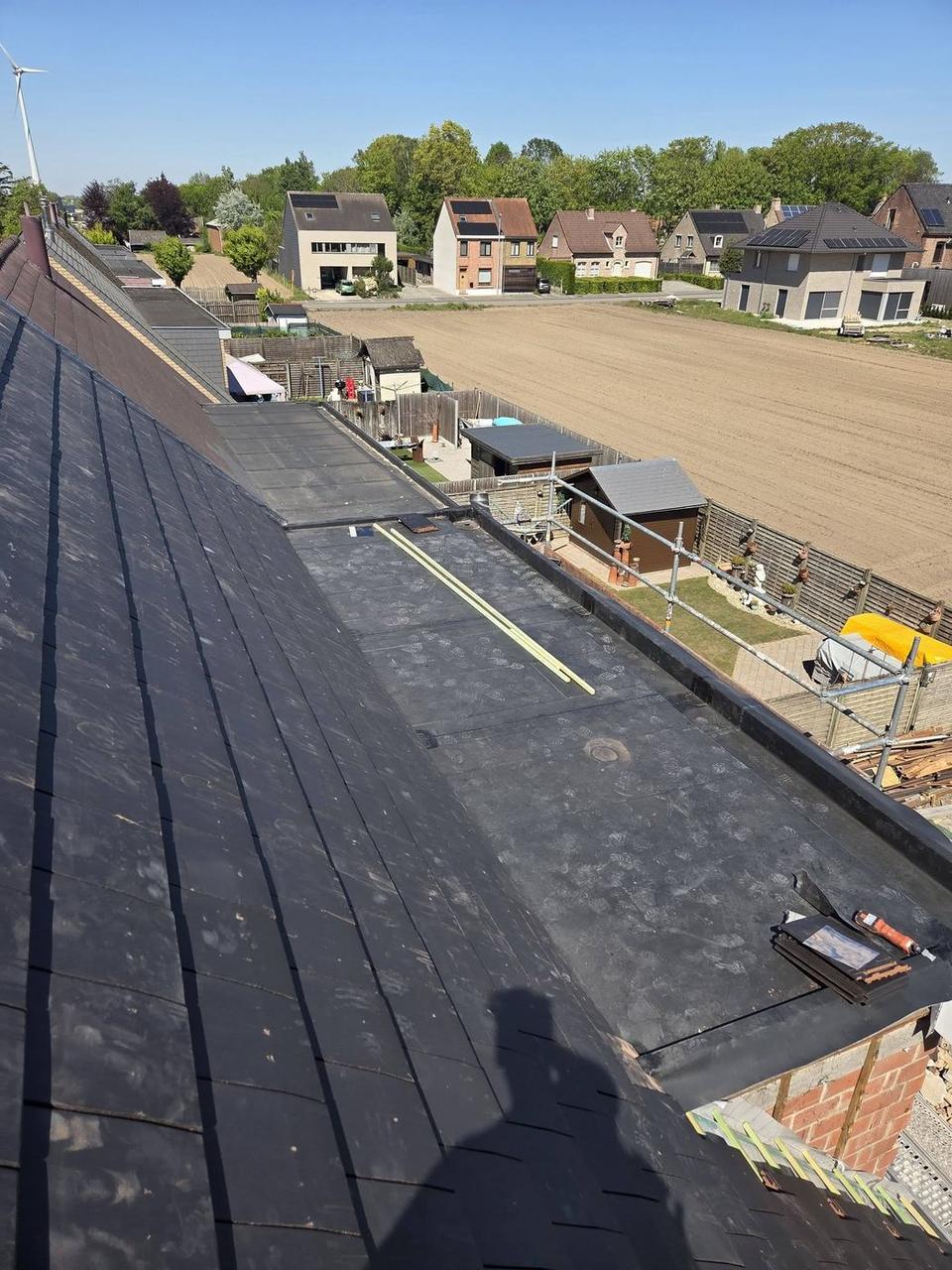 Het nieuwe dakvlak tot aan de dakrand