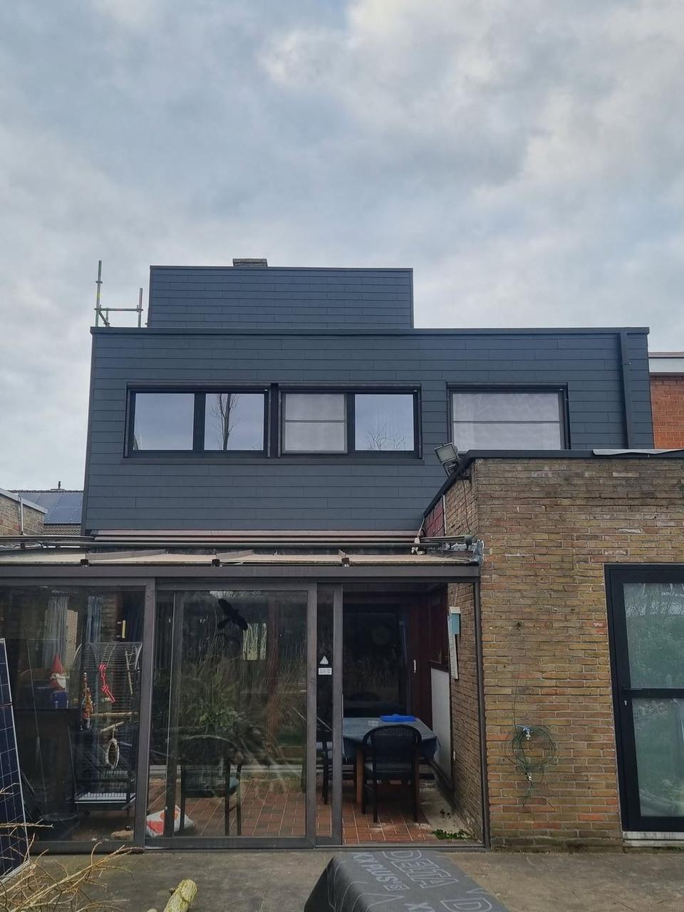 Gevel bekleed met Alterna-leien